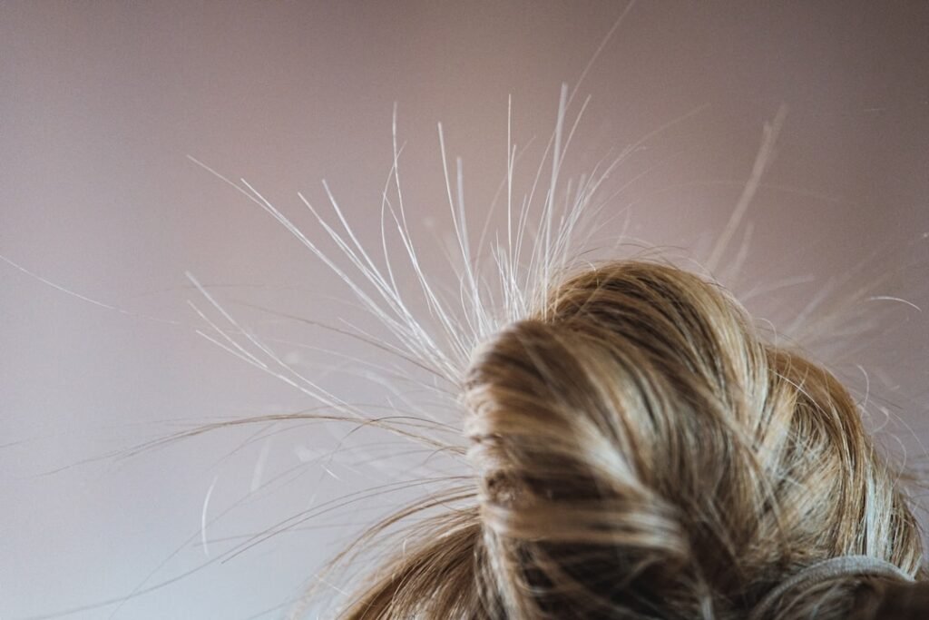 Photo hair thickening spray