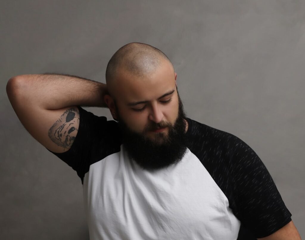Photo cover bald spot