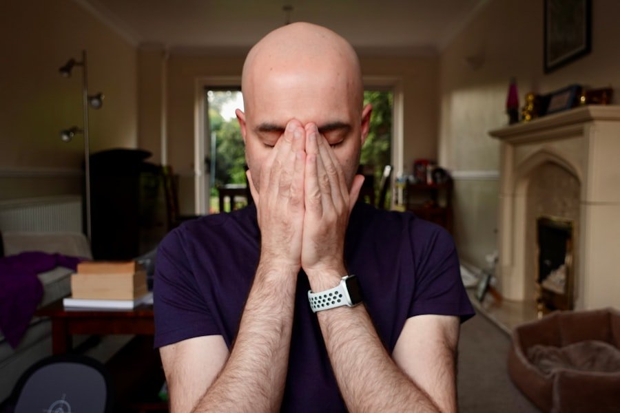 Photo cover bald spot